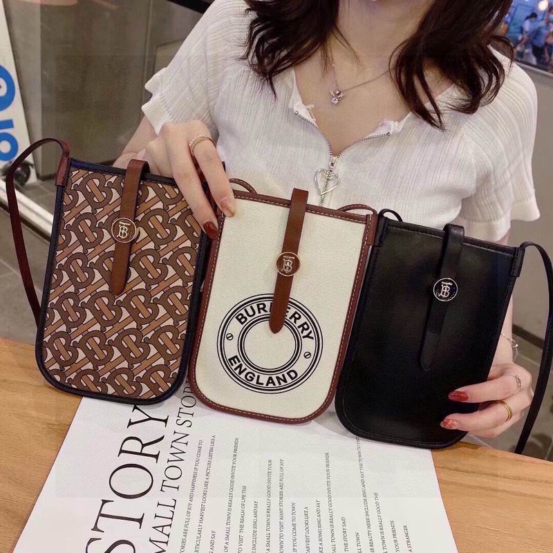 Burberry Phone bag 101403